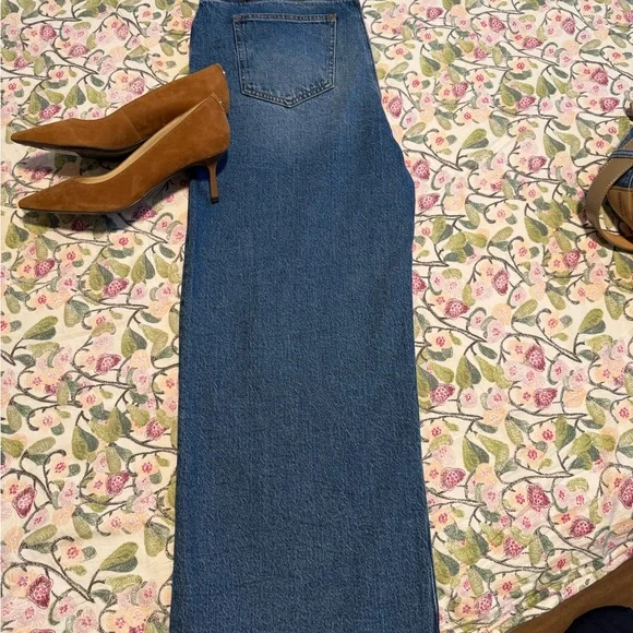 Ann Taylor Blue Straight Leg Women's Jeans - Picture 2 of 7